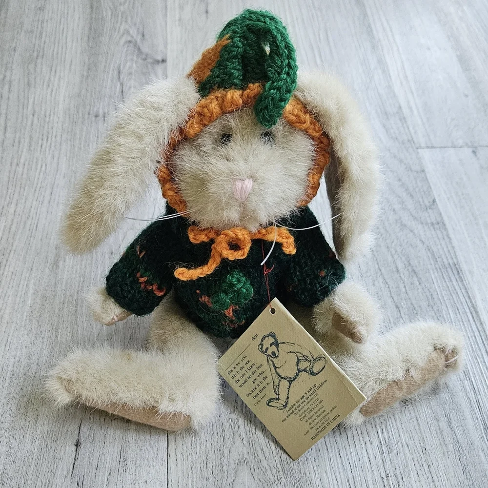 VTG 90s Boyds Bear Easter Bunny Rabbit Eloise R. Hare Crochet Carrot Hat Sweater